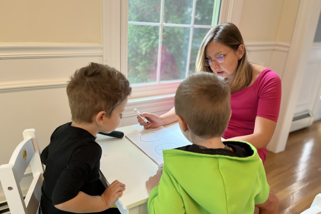 Group therapy session for children and adolescents building social skills and peer relationships